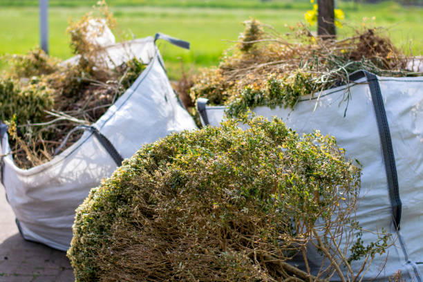Best Construction Debris Removal  in Lisbon, OH
